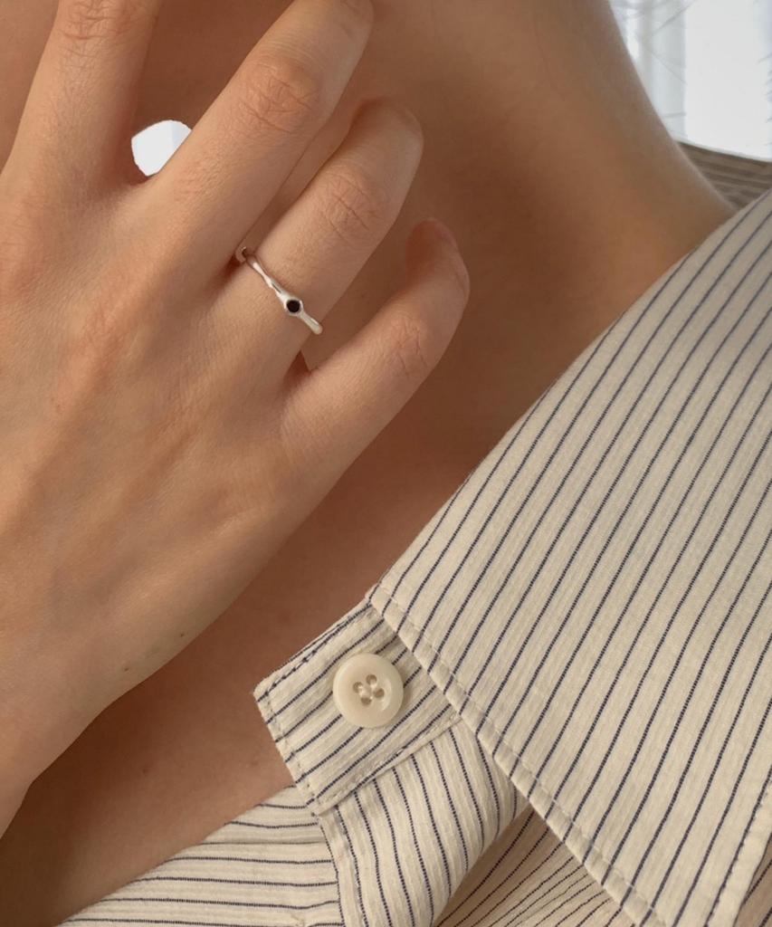 Baradu [Baradu 925] Flow Bezel Single Ring