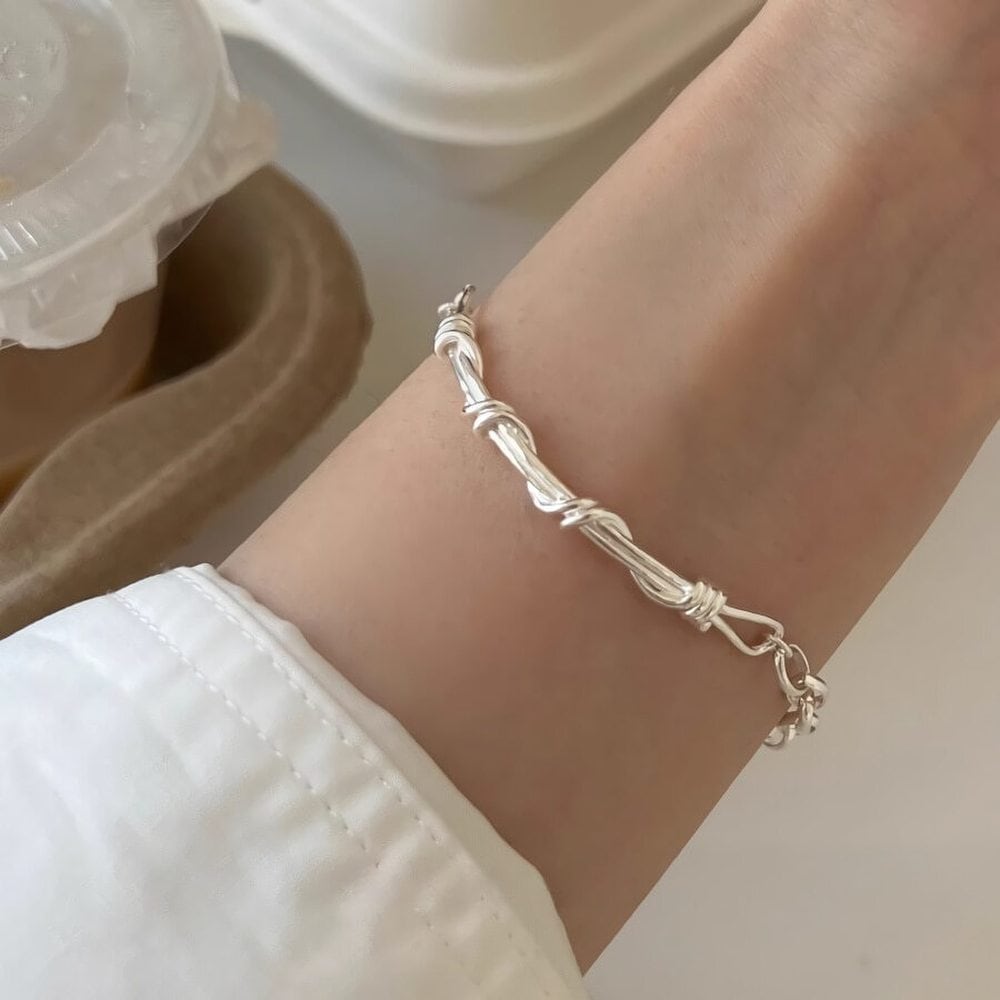 Women's Sterling Silver White Twisted Knot Bracelet