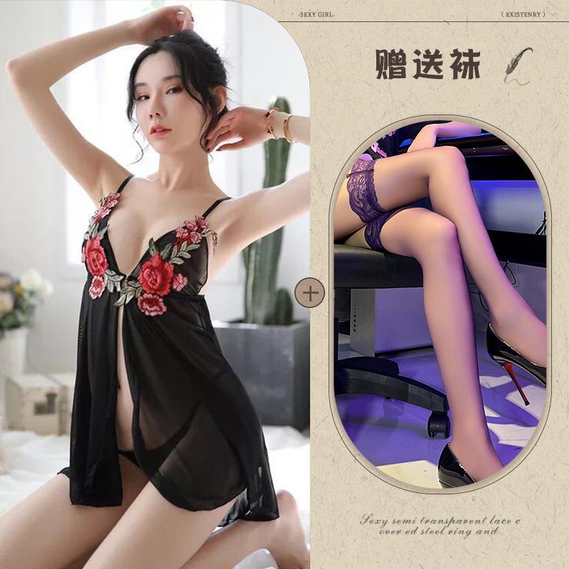 Sexy three-point sexy hollow rose bra halter pajamas embroidery perspective temptation hot suspender pajamas