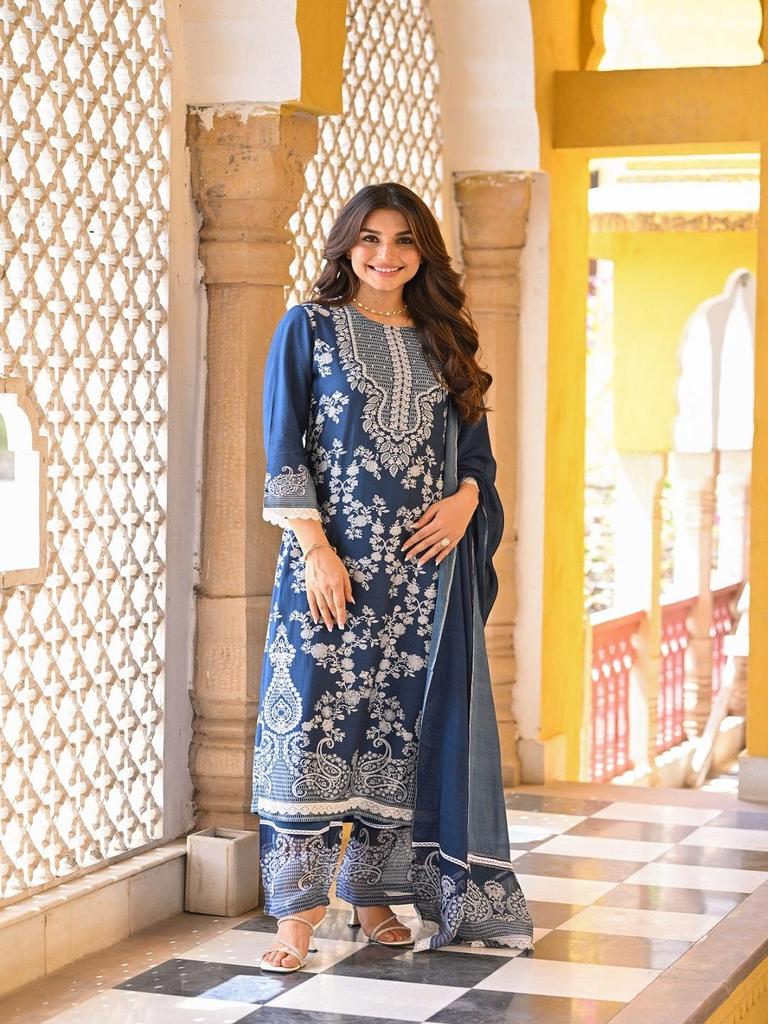 Women Blue Kurta Set with Dupatta Printed Ethnic Suit Festive & Party Wear