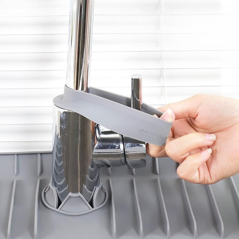 1pc Silicone Faucet Absorbent Kitchen Mat Sink Splash Catcher Countertop Protector Mat Draining Pad for Bathroom Kitchen Gadgets