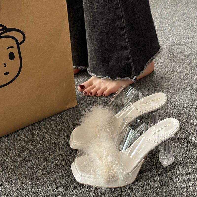 Xiaoxiangfeng fluffy slippers women's outer wear 2025 new summer transparent one-word with crystal thick high-heeled cool slippers