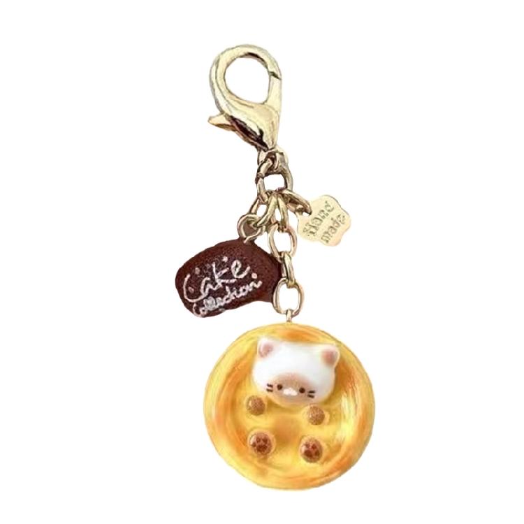 

Practical Egg Tart Buckle Keychain Crafted from Sturdy Alloy and Resin Adds a Touch of Fun to Bags and Daily Life
