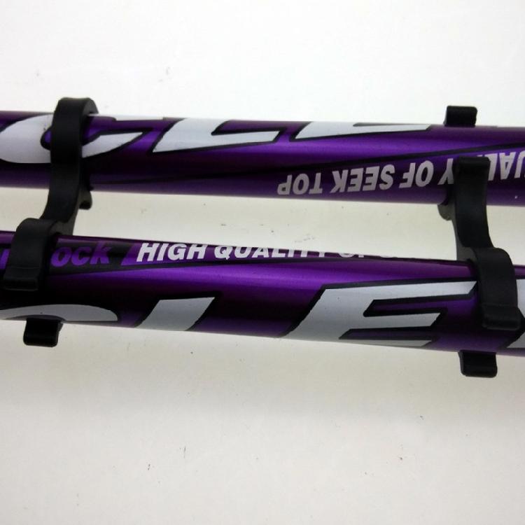 Easy To Use Plastic Trekkings Poles Clip For Quick Attachments Of 2 Poles Light weight For Backpacks Storage