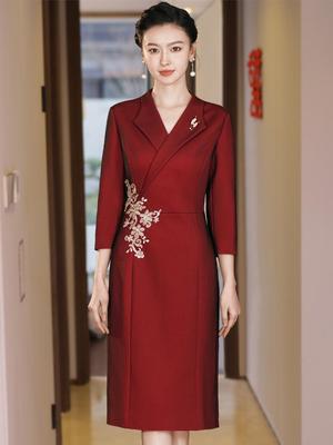 2025 Autumn Elegant V-Neck Slimming Dress for Mother of the Bride