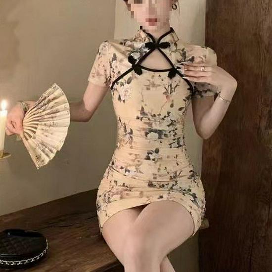 Modern Floral Print Qipao: Slim Fit, Pleated, Hollow Out, Summer Dress with Cinched Waist and Hip-Hugging Design