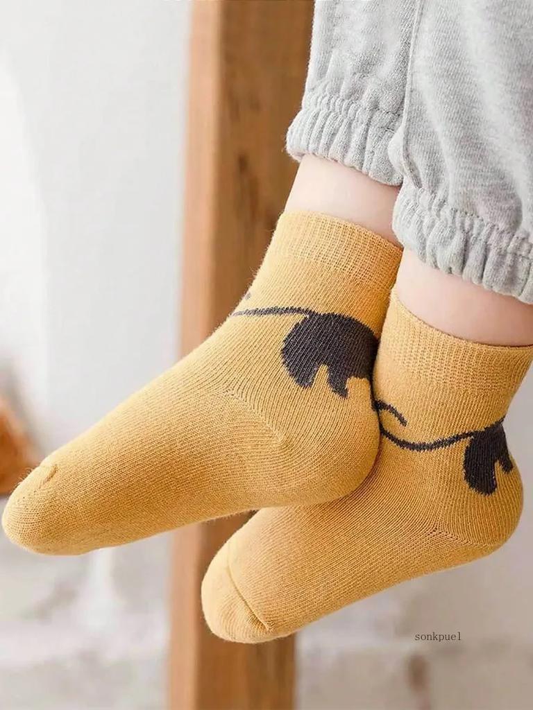 5 Pairs of Four-season Baby Socks Spring & Fall Cartoon Kitten Winter Mid-tube Kidsren's Socks Boys and Girls Kidsren's Socks