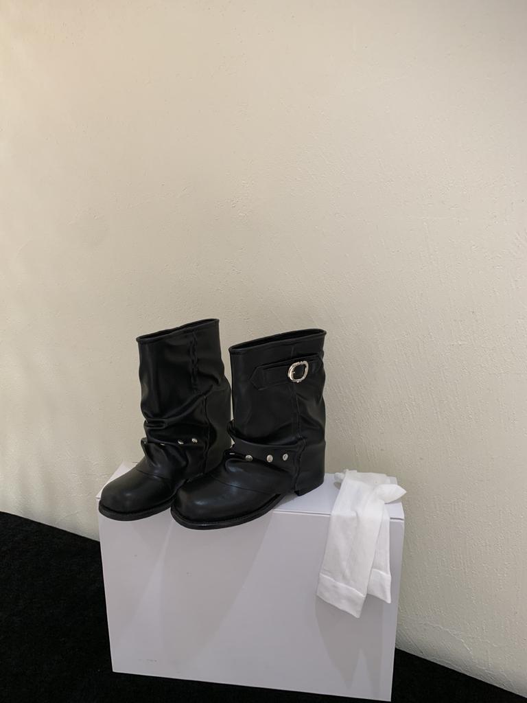 Western cowboy medium boots women's 2025 new pleated trousers short boots polished retro knight boots