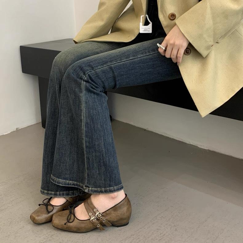 Französische Schuhe mit eckiger Spitze, flachem Ausschnitt und flacher Sohle für Damen, 2025 neu, retro mit Schleife, Mary Jane Schuhe, kleine Lederschuhe