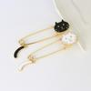Blucome New Design Dripping Oil Cute Cat Wags Its Tail Animal Brooch Accessories Brooch