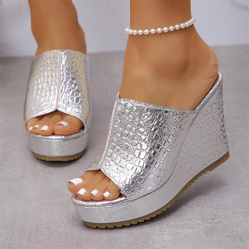 Fashion Plus Size Gold Silver Wedges Sandals Women Fashion Patent Leather Chunky Platform Slippers Summer Thick Sole Non Slip Sandals
