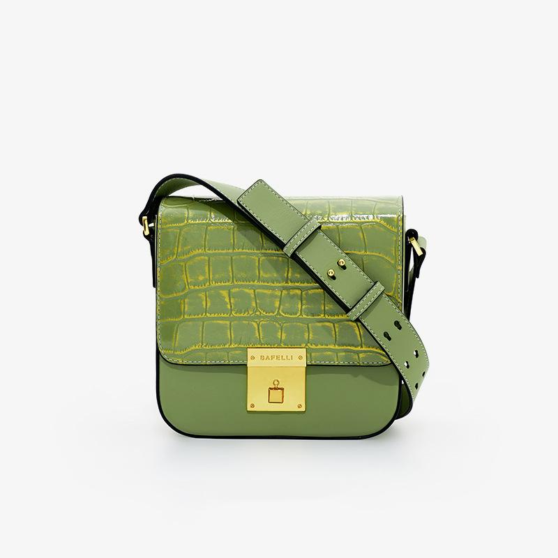 

Коробка сумка тофу OEM высокая мода квадратная коробка сумка-седло натуральная кожа крокодиловый узор сумка-мессенджер OEM Haute couture crocodile pattern two-color светло-зеленый