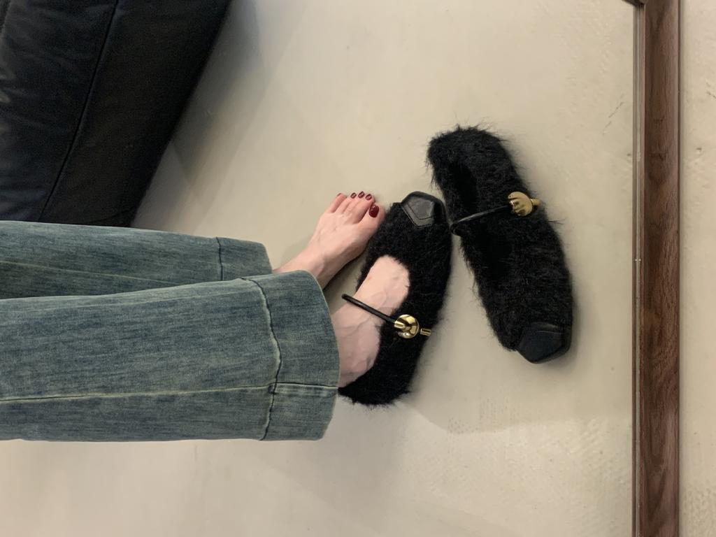 2025 autumn and winter new round head one-word buckle Mao Mao thick-soled foot cover velvet warm women's cotton shoes