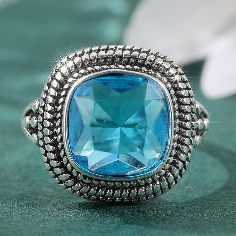 Exquisite Square Inlaid Sea Blue CZ Women's Ring Vintage CopperColor Hand Carving Daily Wear Party Jewelry Anniversary Gift