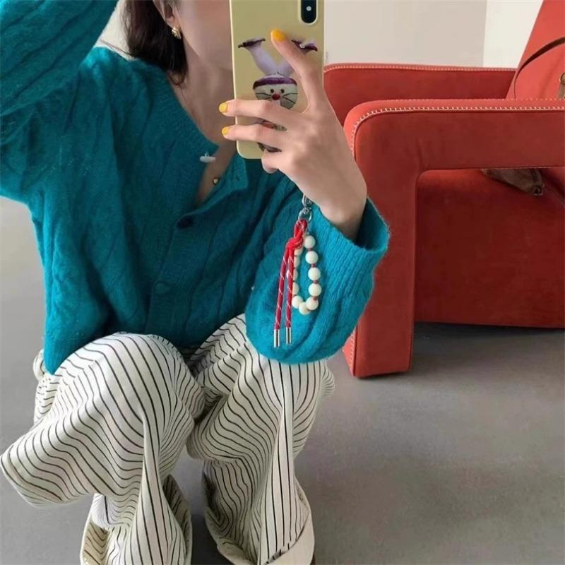 

Женский вязаный кардиган с круглым вырезом, застежкой-пряжкой в виде переплетенных сердец, ретро, универсальный, мягкий, восковой, шикарный свитер-жакет One size синий