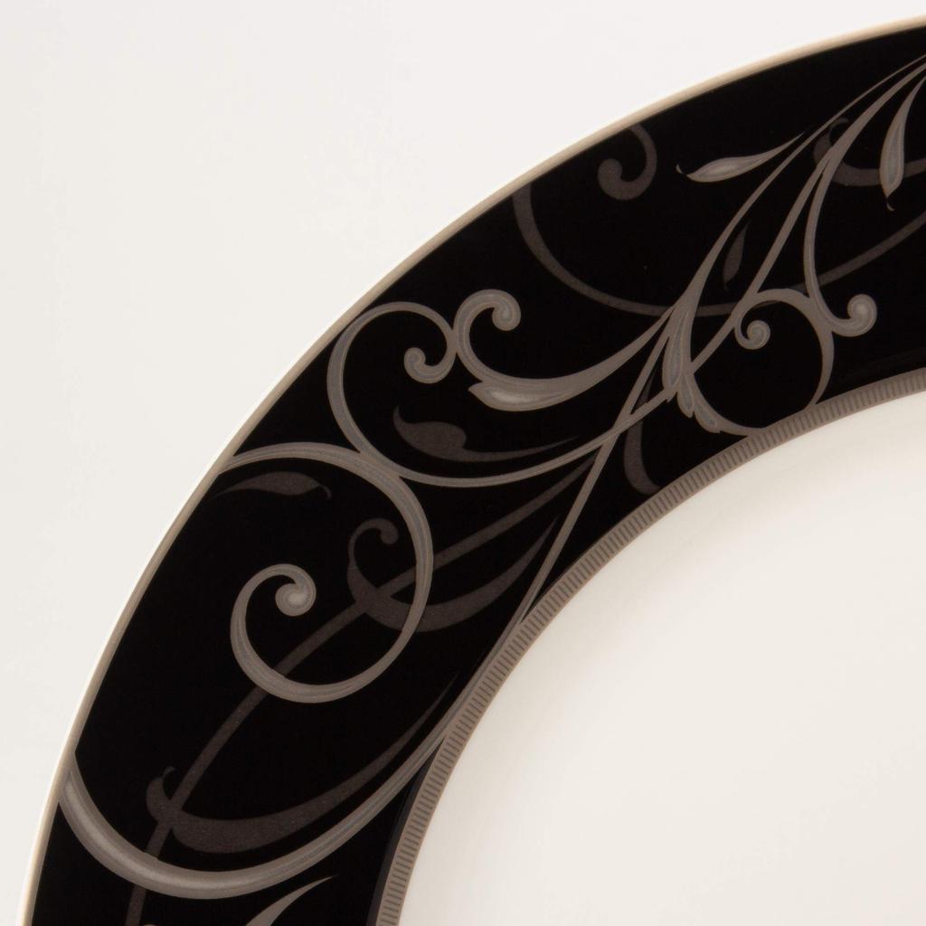 NARUMI Plate Black Platinum Arabesque 27cm Black Stylish A La Carte Plate Dinner Flat Plate Made In Japan 51639-1557