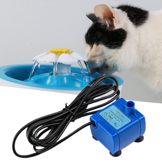 Bomba de agua Potente Sólida Mini Ligera Conveniente A prueba de salpicaduras Fácil de limpiar Luz LED Mascota