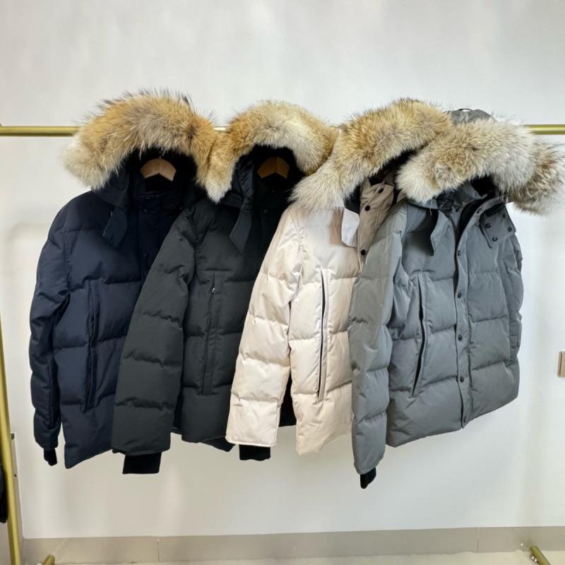 Giacca Parka Wyndham con Pelliccia e Distintivo