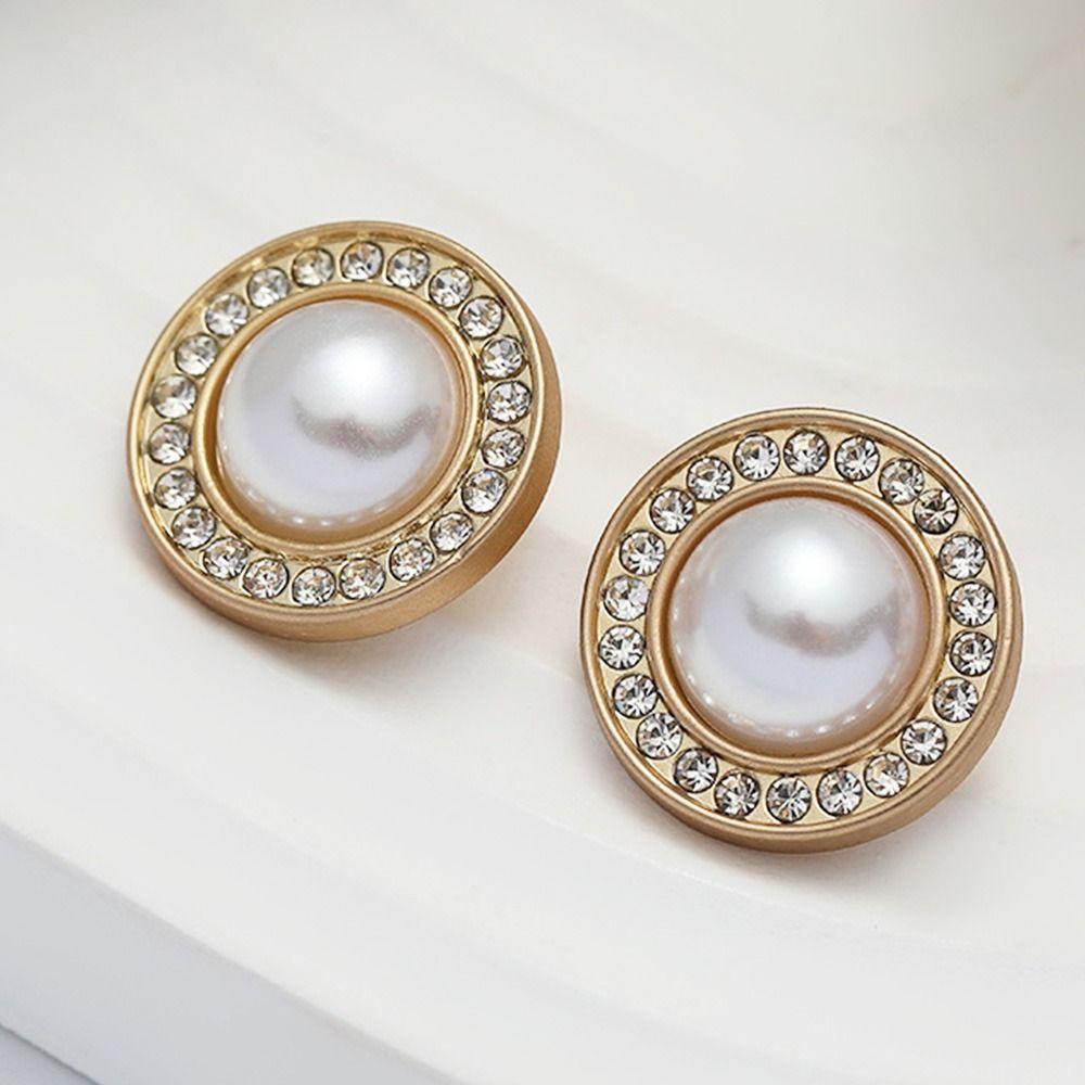 

Пуговицы для шитья. Пуговицы для рукоделия. Рубашки. Жемчужные пуговицы для одежды. Швейные аксессуары. Блестящие стразы.