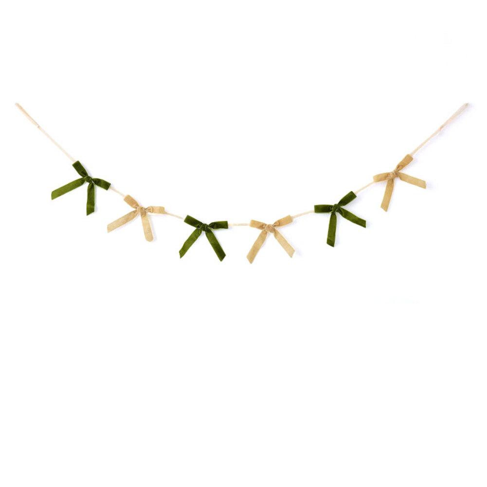 Fireplace Decoration Christmas Garland Effortless Installation Generous Length Indoor And Outdoor For Christmas