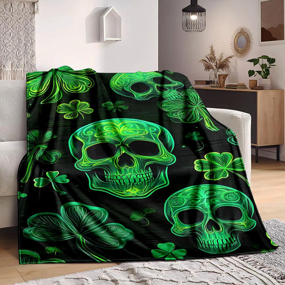 

1pc Green Skulls Blanket - Perfect Gift for Birthdays, Christmas & Halloween- Soft, Warm & Versatile yy250909142 75x90cm