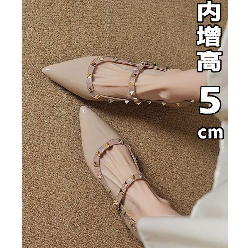 Small inner height increase single shoes women's 2025 autumn temperament rivet pointed Mary Jane outside wearing shallow patent leather boat shoes