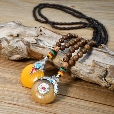 GemChic Damen-Halskette im Vintage-Stil, mit Holzperlen und Bernstein-Anhänger, lange Halskette, klassisch, ethnisch, modisch, Schmuck zum Geburtstag, Weihnachten