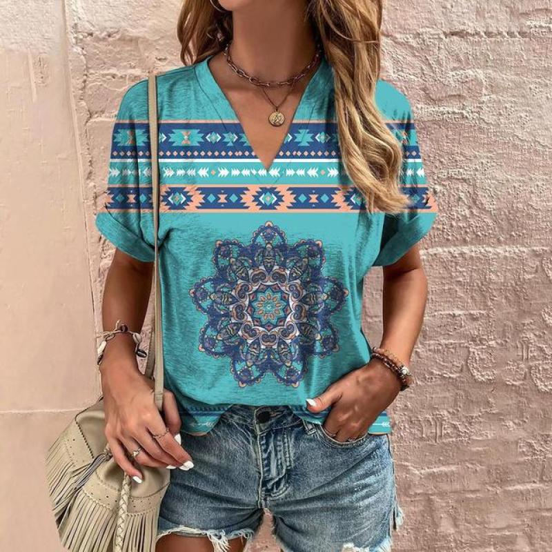 

Женская футболка в богемном стиле, одежда в полоску с принтом в стиле Харадзюку, новинка 2024 года, блузка с v-образным вырезом, женские повседневные топы большого размера с короткими рукавами 3XL