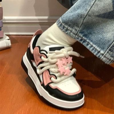 Round Head Color Matching Thick Baseplate Shoes Women's 2025 Casual Versatile Love Board Shoes Women's Niche Design Heightening White Shoes