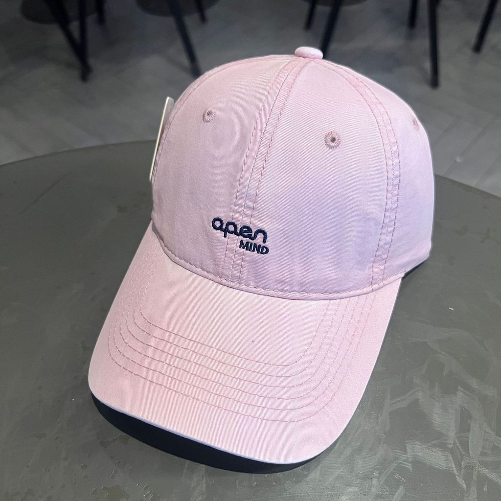 Unisex Cotton Baseball Cap With Embroidered Letter Design And Wide Brim For Sun Protection And Casual Wear розовый