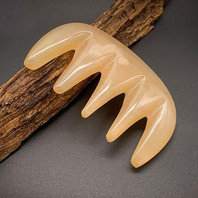 Woodiland - Horn Scraping Massage Tool As Shown In Figure
