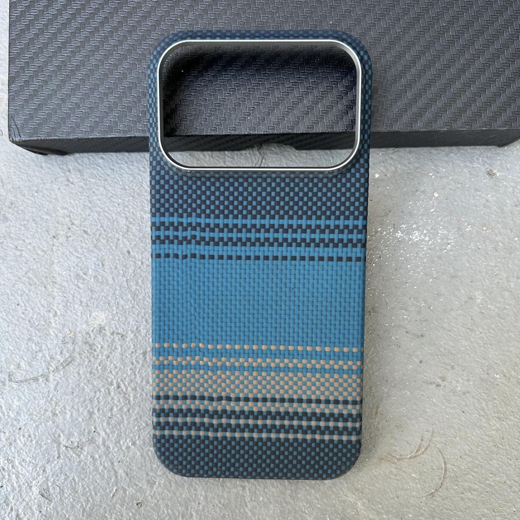 Kevlar Carbon Fiber Magnetic Case for iPhone 17 Pro Max / 17 Pro / 17 Air TPU Soft Frame Aramid Fiber Cover Magsafe Case