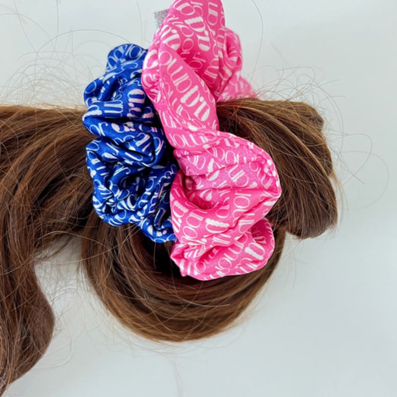 amoamor lettering scrunchie_4colors