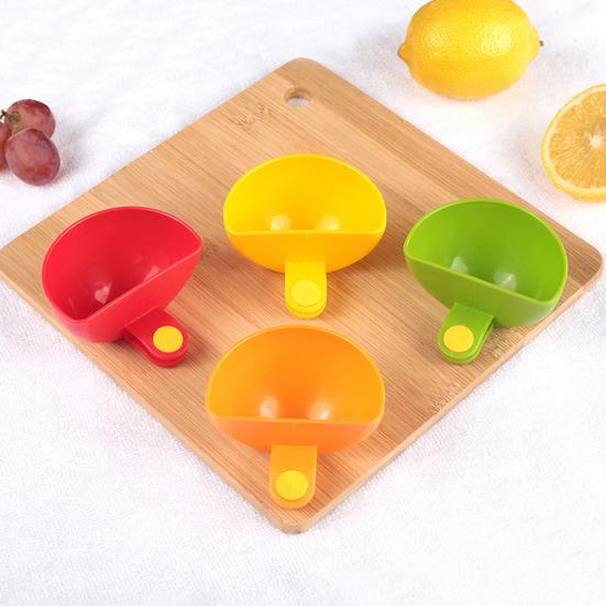 Yousheng Dipping Sauce Dish with Clip Multipurpose Condiment Bowl for Ketchup Vinegar Plastic Party Seasoning Container Household Kitchen Utensils