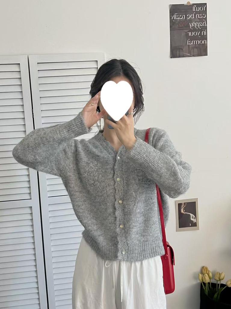 Sweet Lace V-Neck Women's Cardigan Sweater - 2026 Autumn/Winter Korean Style 3D Crochet Knit Outerwear