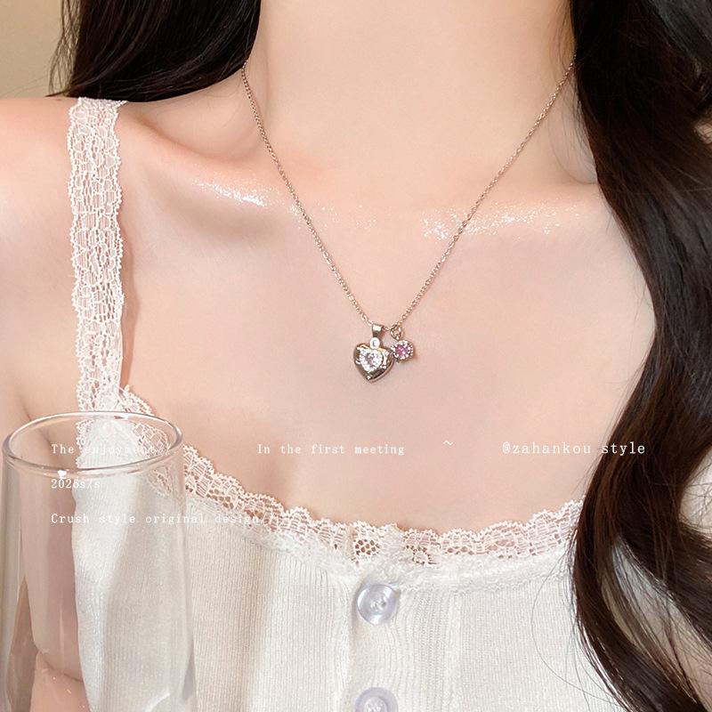 Pearl collarbone chain Women's versatile temperament Fashion niche necklace Neck chain Accessories