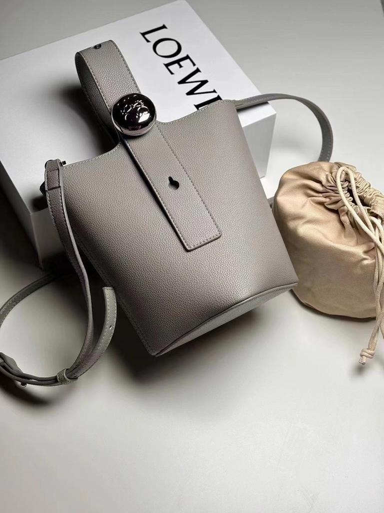 Loe 2024 Mini Pebble Fortune Bucket Handbag - Large Capacity Women's Tote