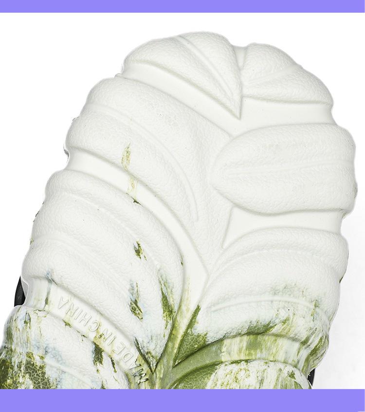 Men's Summer Lightweight Breathable Closed-Toe Monstera Leaf Sandals