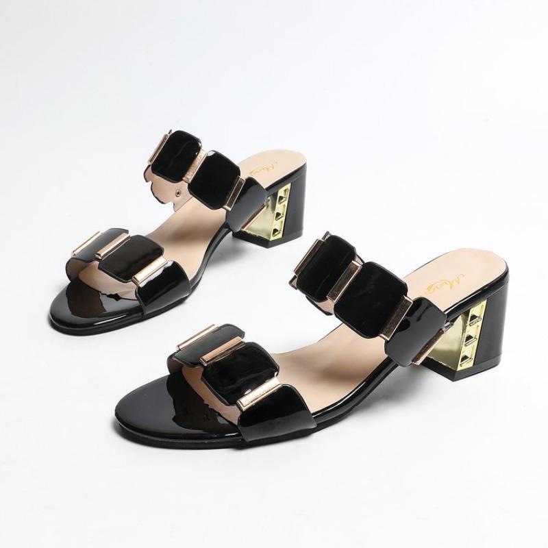 New Style Flip-flops, Versatile High Heels, Thick Heels, Plain Design Women's Slippers, Large Size Shoes