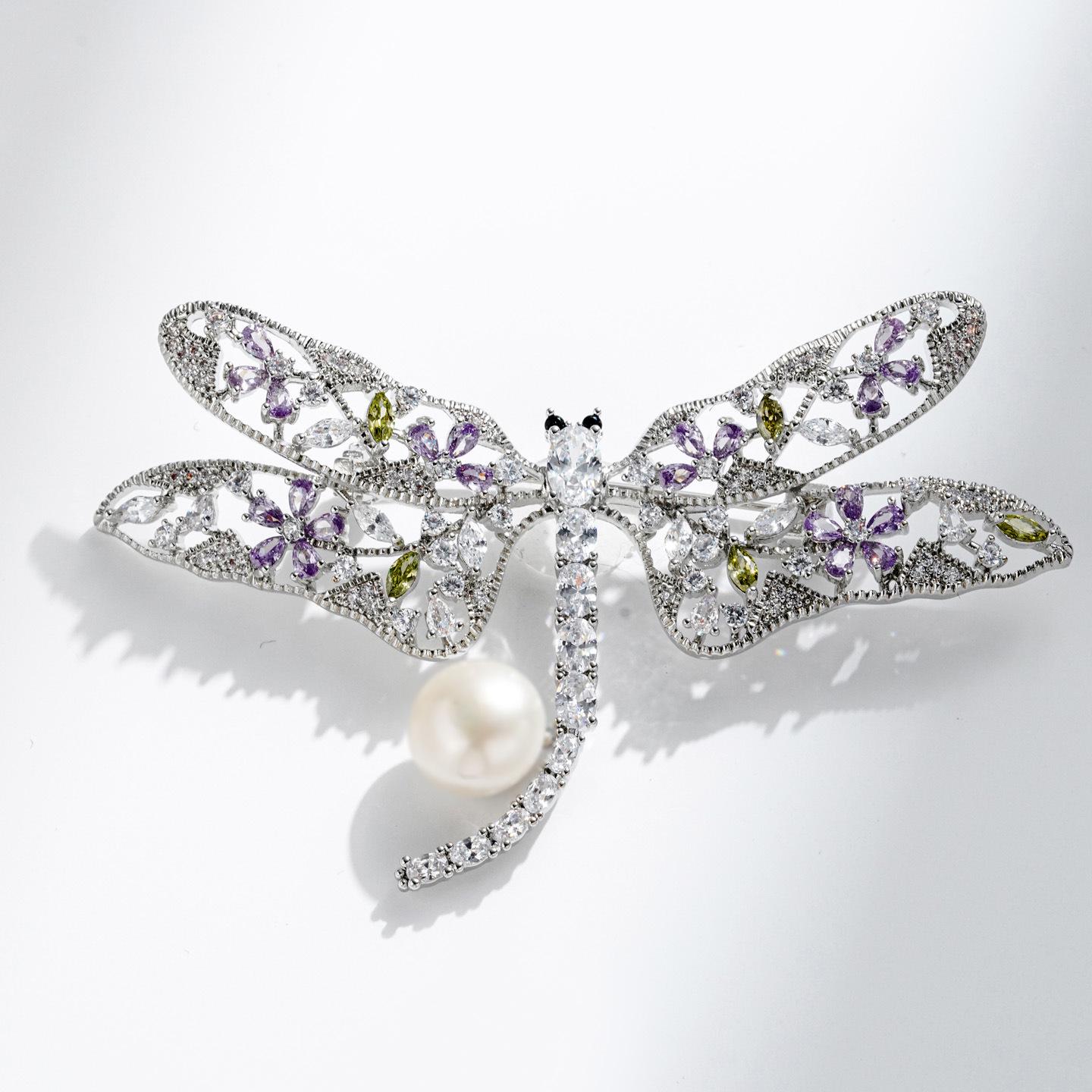 Bo Xin Yun Dragonfly Brooch: Luxury Copper Zircon Design with Freshwater Pearl Corsage Pin for Women