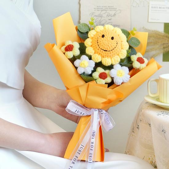 

Knitted Milk Cotton Yarn Sunflower Crochet Puffs - Smiley Face Gift for Teacher