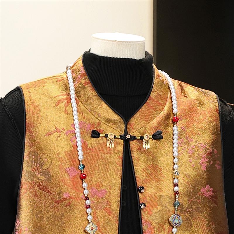 2026 Women's Plus Size Chinese-Style Frog Button Vest - Spring/Autumn Thin Retro Gilet for Middle-aged & Elderly