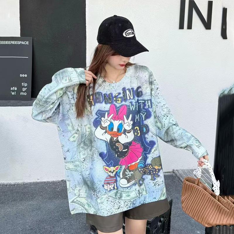 2025 Autumn Chic Women's Loose-Fit Rhinestone Cartoon Sweater