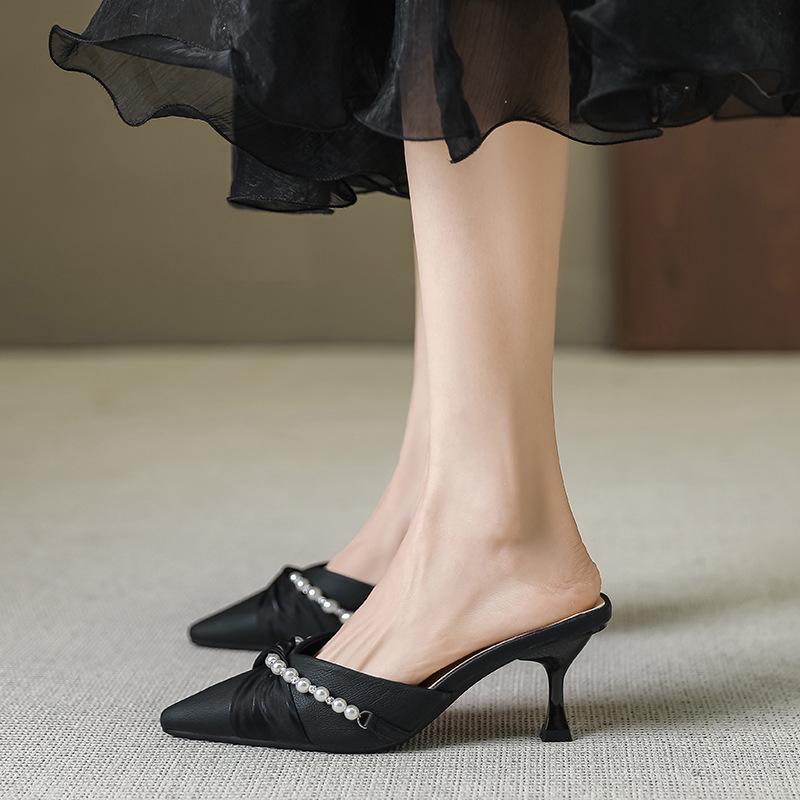 Huiliya Baotou Pointed Toe Women's Pearl Chunky Heel Mules 912-D86