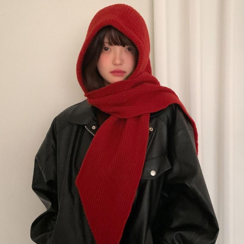 Autumn Winter Thickened Warm Niche Knitted Hat with Integrated Hat and Scarf