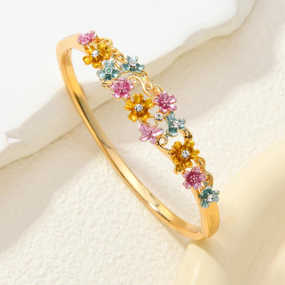 Enamel Flowers National Style Retro Hollow Flower Pattern