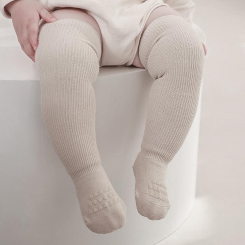 Anti-Rutsch Boden Socken für Kleinkind Mädchen Jungen Unisex Überknie Socken Säugling gekämmte Baumwolle Gummisohlen Socken für Innen