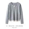 Dual-Layer Women's Color Block Cashmere Knit Base Layer - Round Neck Loose Fit Wool Top
