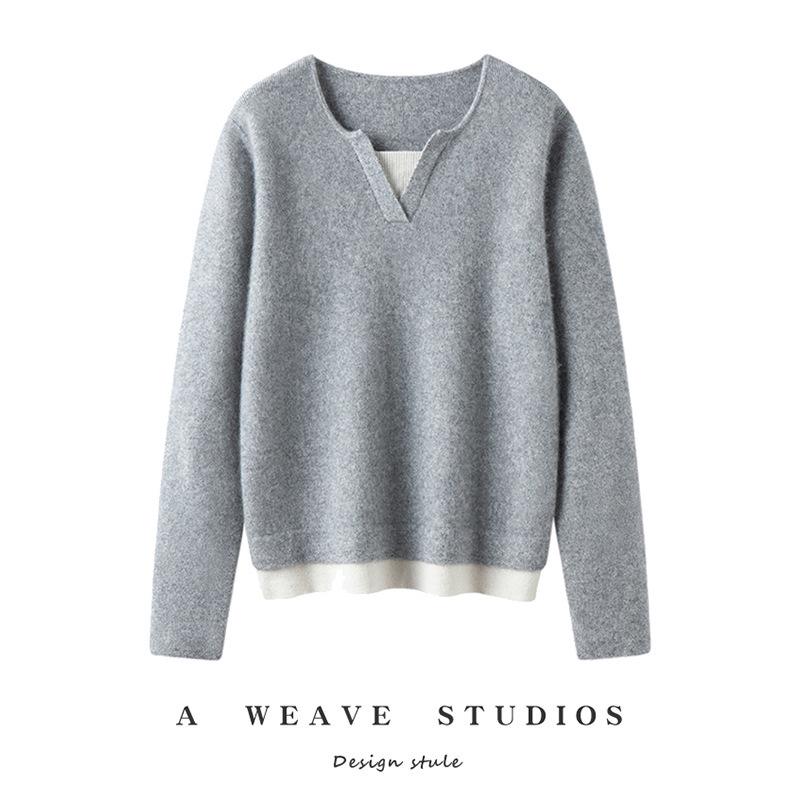Dual-Layer Women's Color Block Cashmere Knit Base Layer - Round Neck Loose Fit Wool Top
