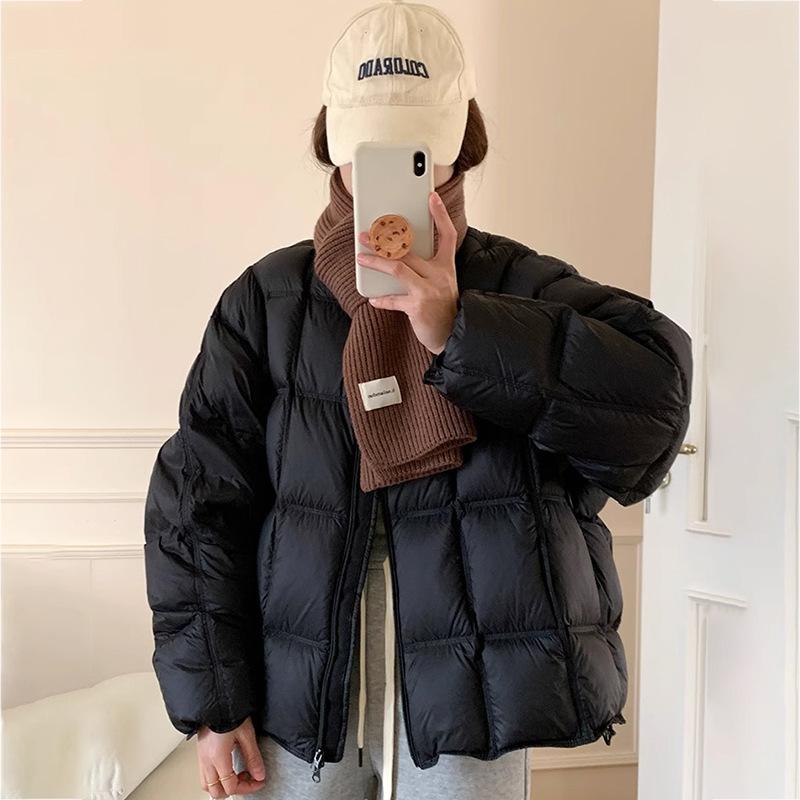 Tofu cubes winter new down jacket women's thickened round neck loose white duck down bread jacket